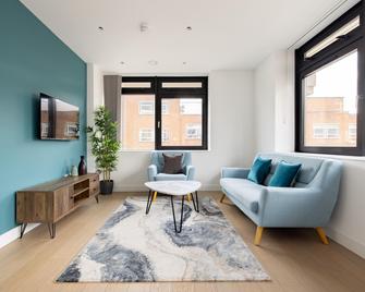Charles Hope Apartments Brentford - Brentford - Sala