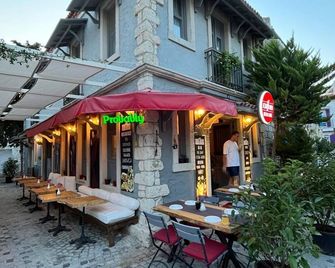 Al'cati Flaneur - Cesme