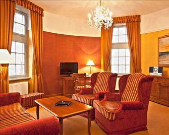 Seehotel Schloss Klink - Waren - Olohuone