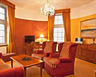 Seehotel Schloss Klink - Waren - Living room