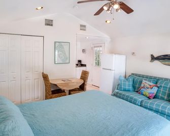 Captiva Bayside Cabana ! - Captiva - Bedroom