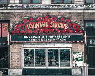 Urban Luxury in Fountain Square - Walk to Fun - Family Friendly - Indianapolis