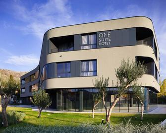One Suite Hotel - Mlini - Budova
