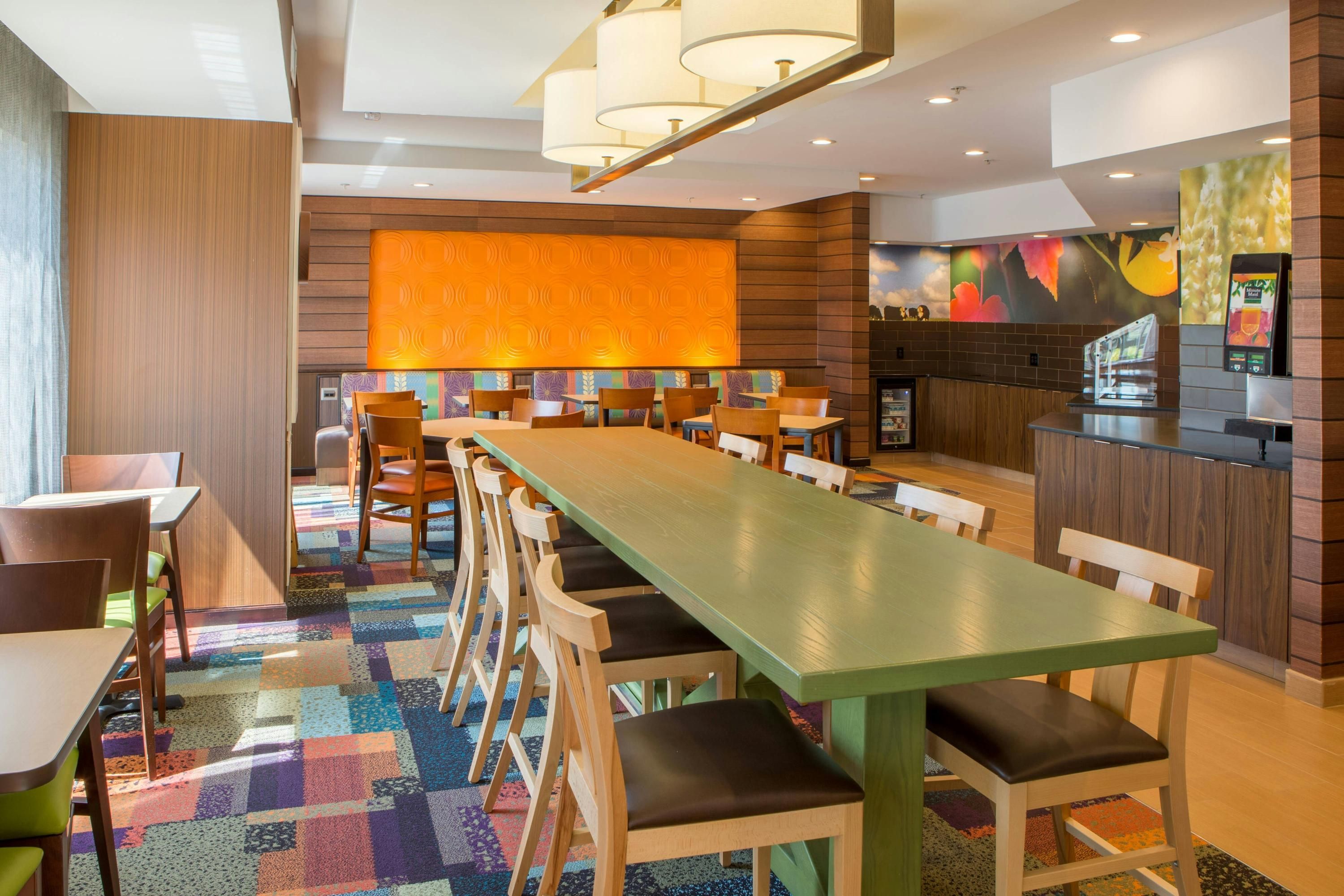 Fairfield Inn & Suites by Marriott Columbus - Columbus - Restaurante