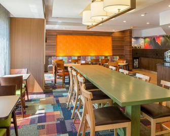 Fairfield Inn & Suites by Marriott Columbus - Columbus - Restaurante