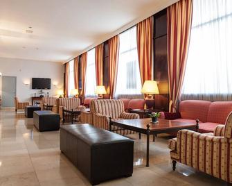 Hotel Unzaga Plaza - Eibar - Sala de estar
