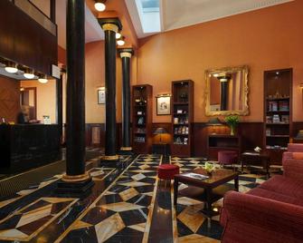 Ventana Hotel Prague - Prague - Lobby