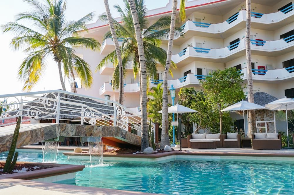 The Westmarine Waterfront Hotel - La Paz