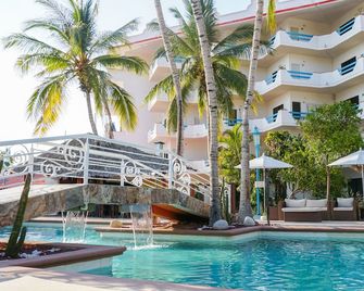 The Westmarine Waterfront Hotel - La Paz