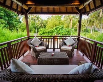 Villa Luna Sunset Beach - Gili Trawangan - Balcó