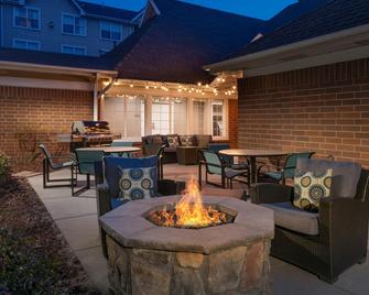 Residence Inn by Marriott Salt Lake City Airport - סולט לייק סיטי - פטיו