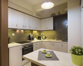 Keramikos Cozy Apartment By Yha - Atenas - Cocina