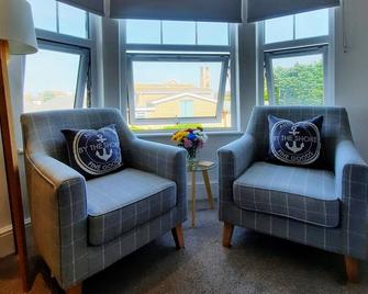 Viva Guest House - Clacton-on-Sea - Living room