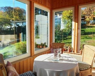 Ferienhaus mit Großem Garten in der Altstadt von Schwarzenberg - Grünhain-Beierfeld - Essbereich