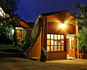 Camino Verde Bed & Breakfast - Monteverde - Gebäude