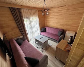 Haros Suite Hotel - Uzungöl - Stue