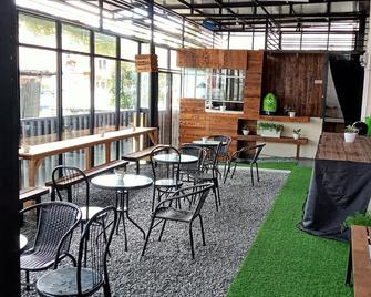 penginapan mutiara syariah - Bukittinggi - Restaurant