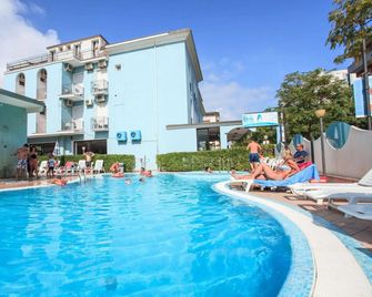 Adriatico Family Village - Gatteo - Zwembad