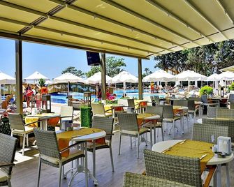 Azura Deluxe Resort & Spa - Avsallar - Restaurang