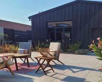 L'Atelier - Peuplingues - Patio