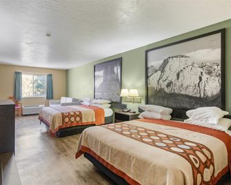 Super 8 by Wyndham St. George UT - Saint George - Habitación