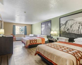 Super 8 by Wyndham St. George UT - סנט ג'ורג' - חדר שינה