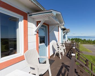 Motel au Fleuve d'Argent - Rivière-du-Loup - Balcony