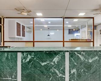Hotel Hospice - Surat - Front desk