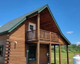 Relax, connect, and enjoy self check-in! Close to Clarkson University! - Potsdam - Edificio