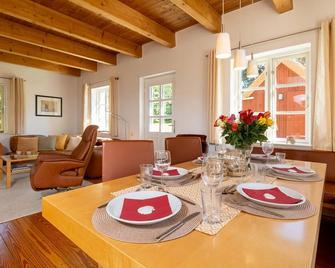Ferienhaus Preetz 1A - Idylle unter Reet - Lancken-Granitz - Jídelna