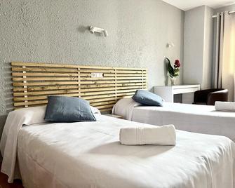 Hotel La Paz - Jaca