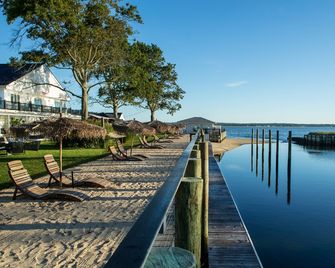 Aqua by American Beech - Superior King - Riverhead - Piscine