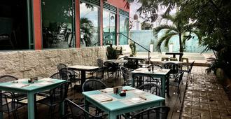 Hotel & Suites Arges - Centro Chetumal - Chetumal - Restaurante