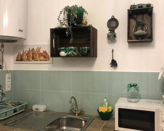 Casal dos Carpinteiros - Carpenters Couple - Silveira - Cuisine