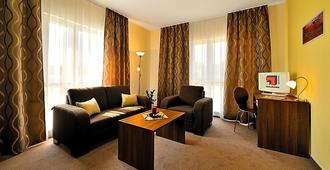 Melrose Apartments - Bratislava - Living room