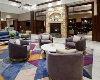 Sheraton St. Paul Woodbury Hotel - Woodbury - Лоббі