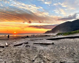 San Dune Inn - Manzanita - Playa