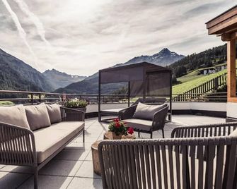 Leni Mountain Apartments - Sölden - Balkon