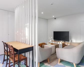 Besmart Residence Aveiro - Aveiro - Wohnzimmer