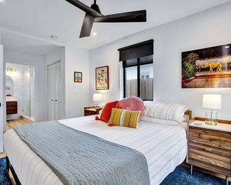 Luxe-modern heated pool home near FTL Beach, Las Olas Blvd & Wilton Manors - Fort Lauderdale - Habitación