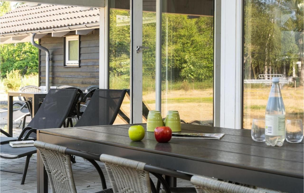 Lovely Home In Rødby With Kitchen – Rødby