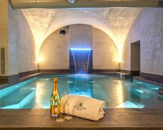 Hotel 77 Seventy-Seven - Maison D'Art Collection - Rome - Pool