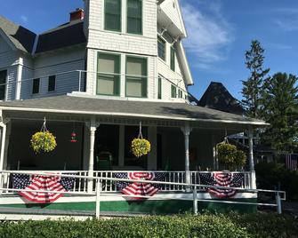 Anne's Washington Inn - Saratoga Springs - Edificio