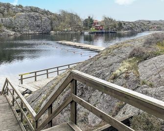 Awesome Home In Grundsund With Wifi - Grundsund - Vista del exterior