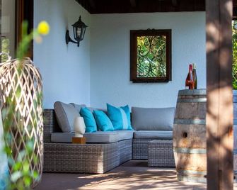 Ferienwohnung - Nähe Kaiserslautern - Trippstadt - Patio