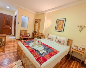 Luang Phasouk Hotel - Луанг Прабанг - Спальня