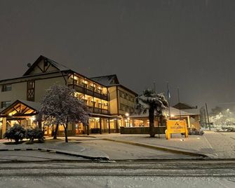 Hotel Cordillera - El Bolsón - Edificio