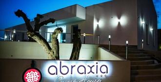 Abraxia Guesthouse - Comiso - Building
