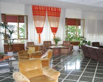 Hotel Astra - Chianciano Terme - Lobby