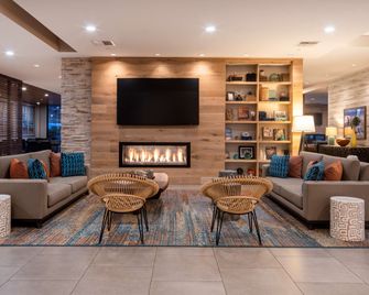 SunCoast Park Hotel Anaheim Resort, Tapestry by Hilton - Anaheim - Lounge